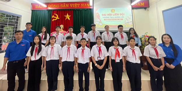 TRƯỜNG THCS DƯƠNG NỘI TỔ CHỨC ĐẠI HỘI LIÊN ĐỘI NHIỆM KỲ NĂM HỌC 2026 – 2027